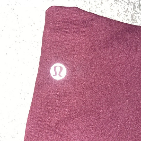 Lululemon Invigorate Leggings 25” - Picture 4 of 7